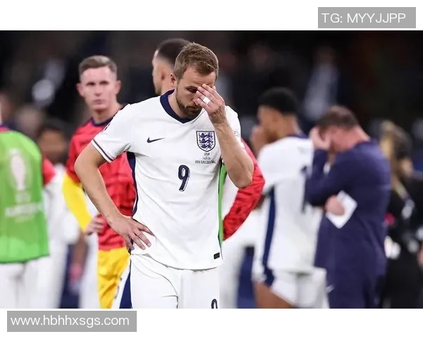 当足球巨星泪洒赛场时胜负背后的人性与热爱故事