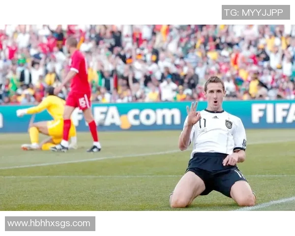 足球巨星荣耀时刻 年度最佳球员颁奖典礼精彩回顾 足球巨星荣耀时刻 年度最佳球员颁奖典礼精彩回顾